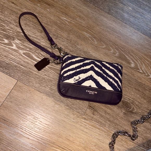 Coach Zebra Stripe Purple Wristlet - Picture 1 of 3